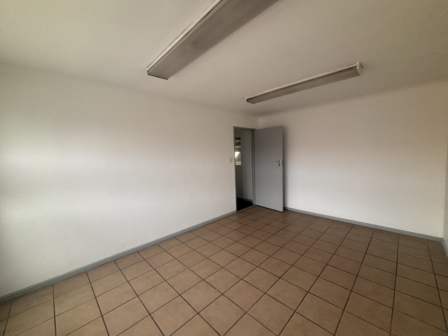 To Let commercial Property for Rent in Montague Gardens Western Cape